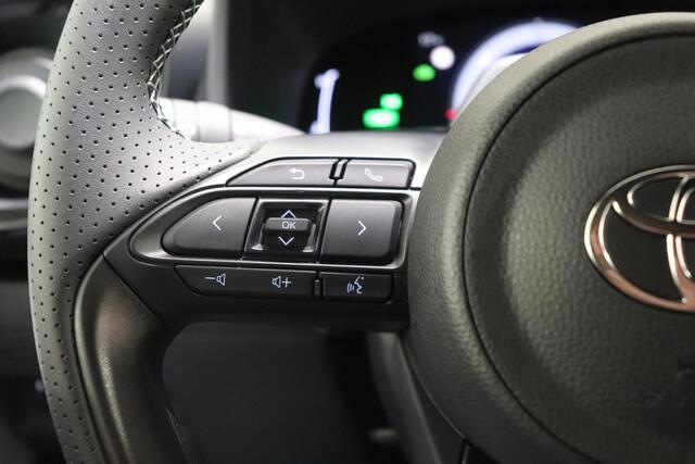Toyota Aygo X Hybrid 115 GR Sport, JBL, Stoelverwarming, Sensoren, Apple Carplay/Android Auto, Inruilpremie �1.500,-