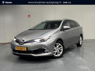 Toyota Auris Touring Sports
