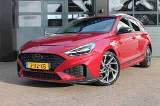 HYUNDAI I 30 1.5 T-GDI MHEV NLINE   **NL-auto**   winterbanden set