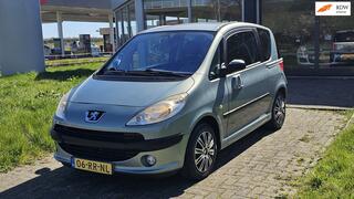 Peugeot 1007