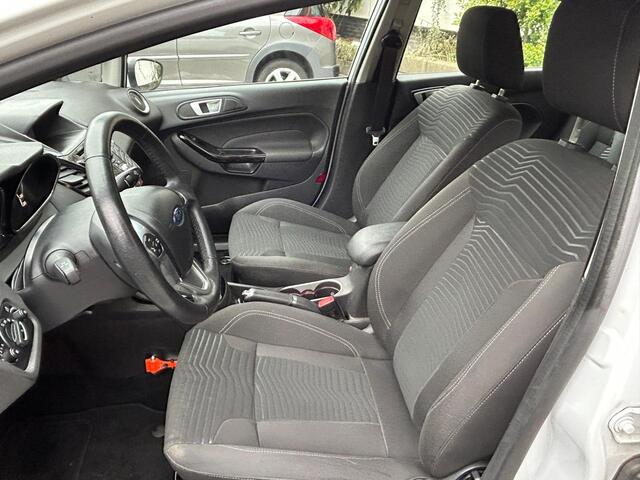 Ford Fiesta 1.0 EcoBoost Titanium / Airco / Goed onderhouden