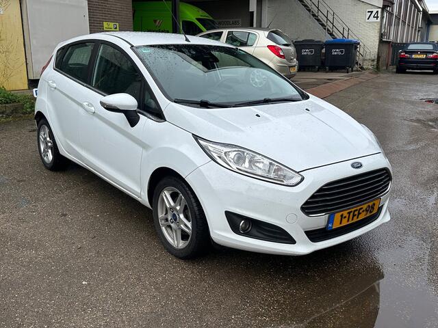 Ford Fiesta 1.0 EcoBoost Titanium / Airco / Goed onderhouden