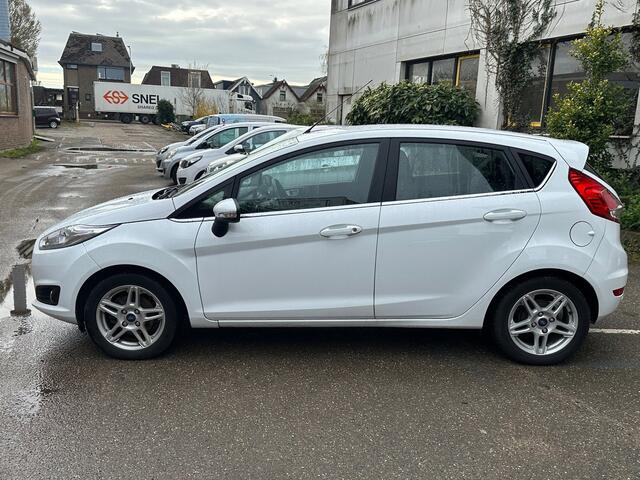 Ford Fiesta 1.0 EcoBoost Titanium / Airco / Goed onderhouden