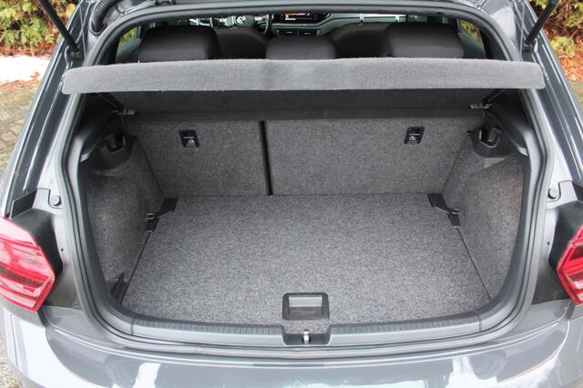 Volkswagen Polo 1.0 TSI Comfortline Business 95PK | Navigatie | Navigatie | Parkeersensoren | Cruise Control