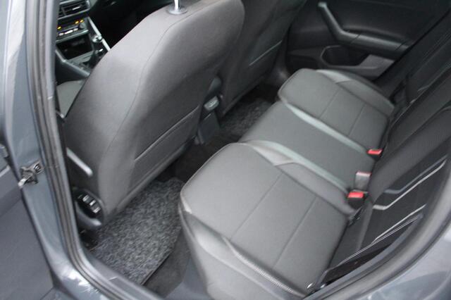 Volkswagen Polo 1.0 TSI Comfortline Business 95PK | Navigatie | Navigatie | Parkeersensoren | Cruise Control