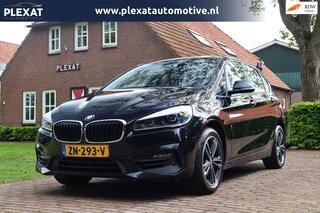 BMW 2-SERIE Active Tourer 218i Executive Edition Aut. | Panorama | Full Led | Sportstoelen | Stoelverwarming | Facelift | NAP |