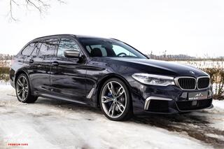 BMW 5-SERIE Touring M550d xDrive|High Executive|Full option