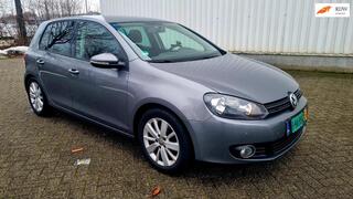 Volkswagen Golf VI