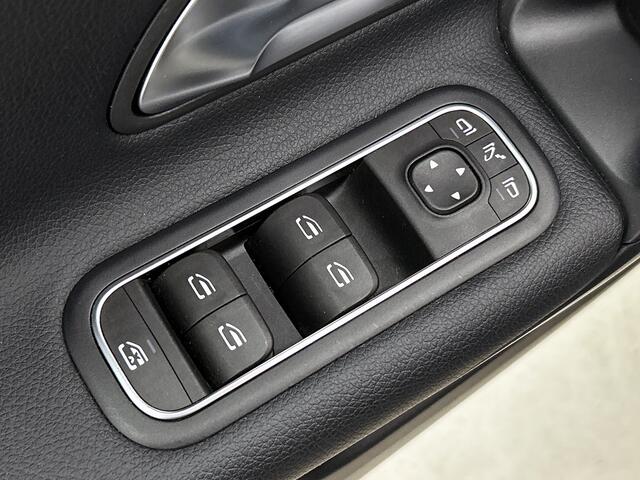 Mercedes-Benz A-Klasse 250 e Plug-In Hybride | Ledkoplampen | Stoelverwarming | Cruise control | Achteruitrijcamera | Inclusief 24 maanden MB Certified garantie voo