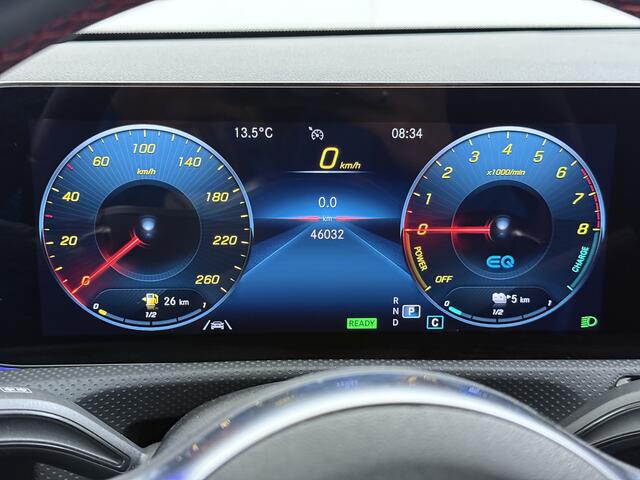 Mercedes-Benz CLA-Klasse 250e AMG // SoH 92,2% // Keyless Entry // Sfeerverlichting // Camera // 19 AMG Velgen // Apple Carplay // Android Auto // Privacy Glas