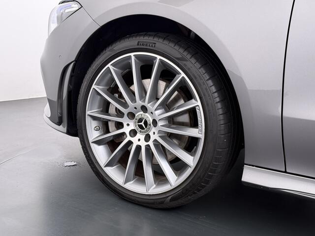 Mercedes-Benz CLA-Klasse 250e AMG // SoH 92,2% // Keyless Entry // Sfeerverlichting // Camera // 19 AMG Velgen // Apple Carplay // Android Auto // Privacy Glas