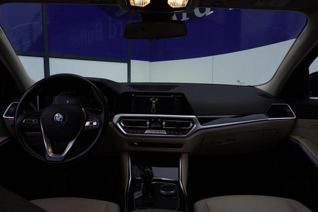 BMW 3-Serie 318i High Executive+Vitrual+Volleder+Stoel-verw+laser-LED+elek-trekhaak+Privacy-Glass= ORIG/NL