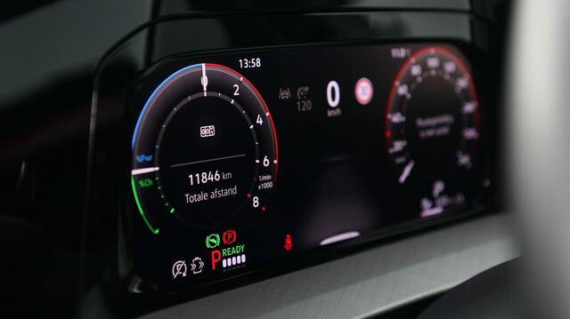 Volkswagen Golf 1.5 eHybrid 204pk Life Edition DSG / Navigatie / Stoel+Stuurverwarming / Camera