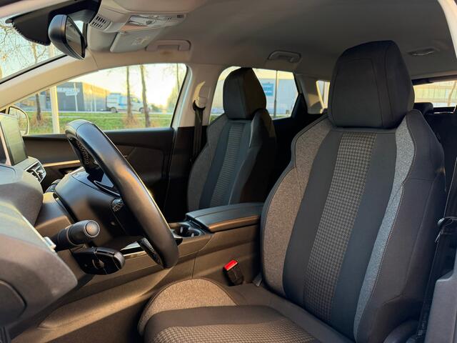 Peugeot 3008 1.2 PureTech Crossway Camera|131PK|CruisC.|Stoelverwarming