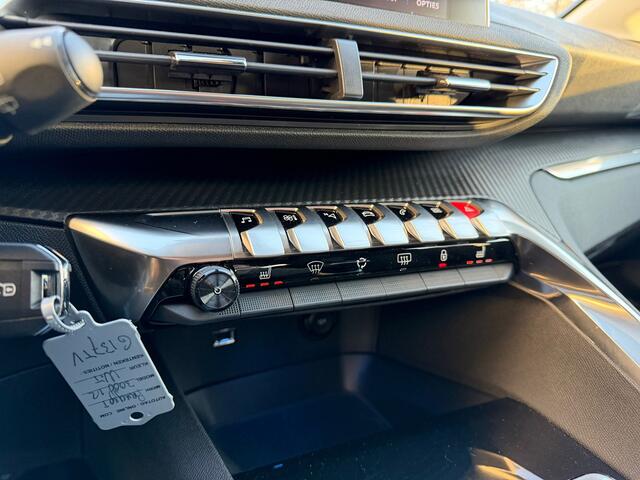 Peugeot 3008 1.2 PureTech Crossway Camera|131PK|CruisC.|Stoelverwarming