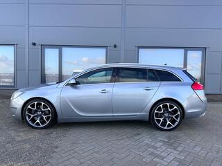 Opel Insignia Sports Tourer (2008 - 2017)