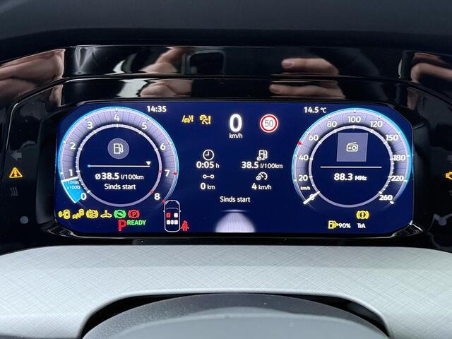 Volkswagen Golf Variant Life Edition 1.5 eTSI 85 kW / 116 PK Variant 7-DSG | Trekhaak wegklapbaar |