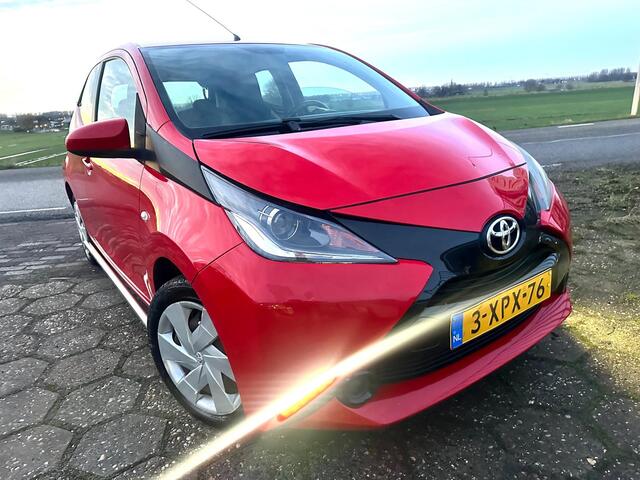 Toyota Aygo 1.0 ACTIE: NU TOT �500 KORTING NAP| 5DRS| E APK| 2e EIGENAAR| ELEK.RAMEN| START&STOP|