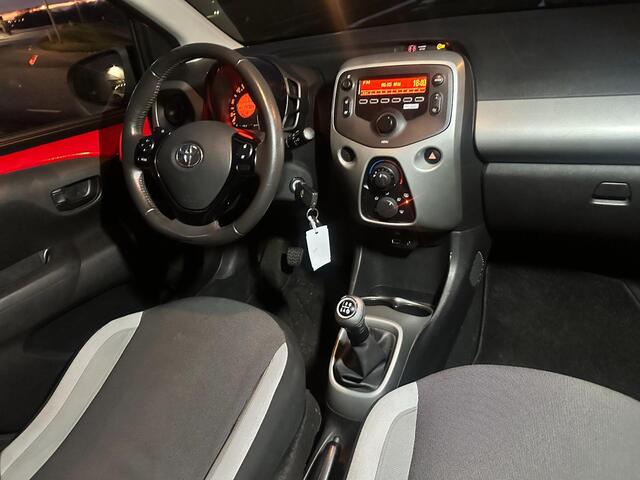 Toyota Aygo 1.0 ACTIE: NU TOT �500 KORTING NAP| 5DRS| E APK| 2e EIGENAAR| ELEK.RAMEN| START&STOP|