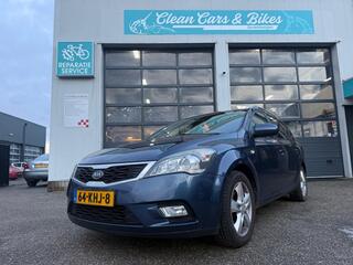 KIA CEE D cee'd Sporty Wagon 1.4 CVVT X-ecutive