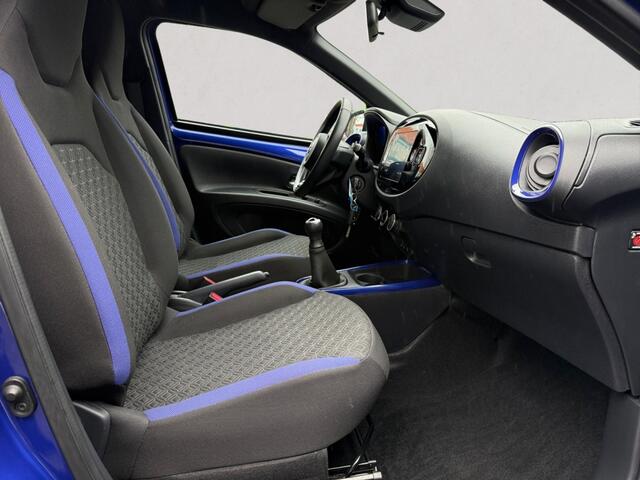 Toyota Aygo X 1.0 VVT-i MT Pulse | Bi-tone | all seasons | Android/Apple Carpl