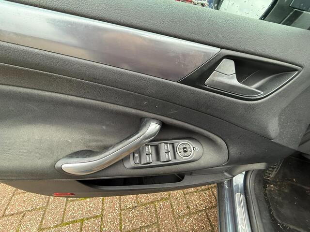 Ford Mondeo Wagon 1.6 EcoBoost Titanium