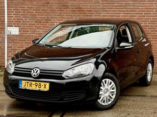 Volkswagen Golf VI