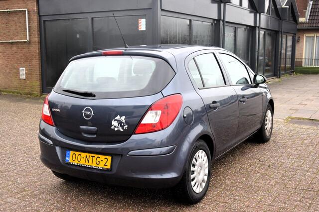 Opel Corsa 1.2-16V Selection Navigatie Carplay Airco