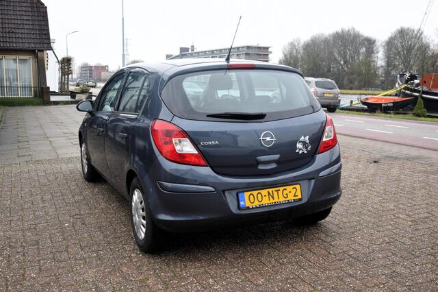 Opel Corsa 1.2-16V Selection Navigatie Carplay Airco