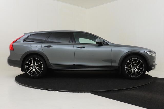 Volvo V90 CROSS COUNTRY T6 PRO -HARMAN/KARDON|LEDER|ADAP.LED|360�CAM|20|STANDKACHEL|ADAP.CRUISE|KEYLESS