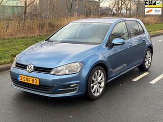 Volkswagen Golf VII
