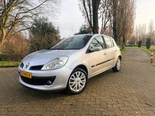 Renault Clio (2005 - 2012)