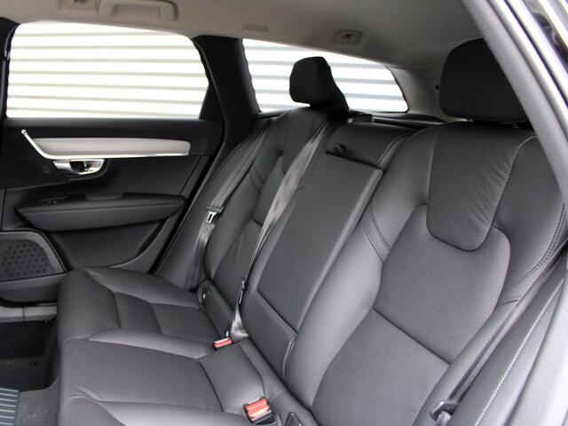Volvo V90 T6 Recharge AWD Core Bright Trekhaak / Automaat / 360 camera / Privacy glas / Adaptive cruise control / Leder interieur / Google Maps navi