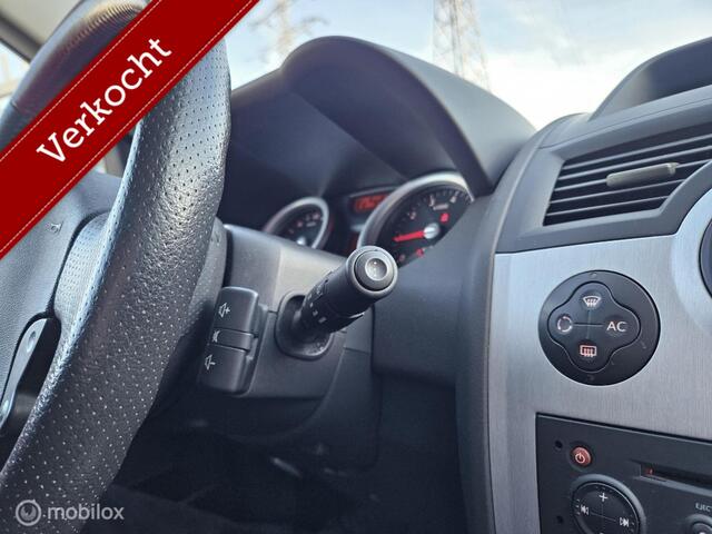 Renault Megane Coup�-Cabriolet 2.0-16V AUTOMAAT/CRUISE APK 01/2027 VASTEPRIJS