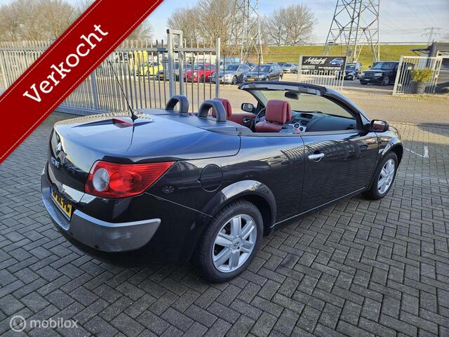 Renault Megane Coup�-Cabriolet 2.0-16V AUTOMAAT/CRUISE APK 01/2027 VASTEPRIJS