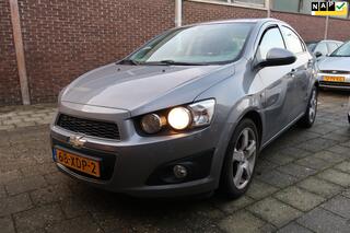 CHEVROLET AVEO 1.4 LTZ *Rijklaarprijs *Airco *NAP