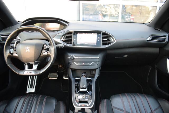 Peugeot 308 1.2 GT 130PK | Black Pack | NL-Auto | Automaat | Panoramadak | Leder