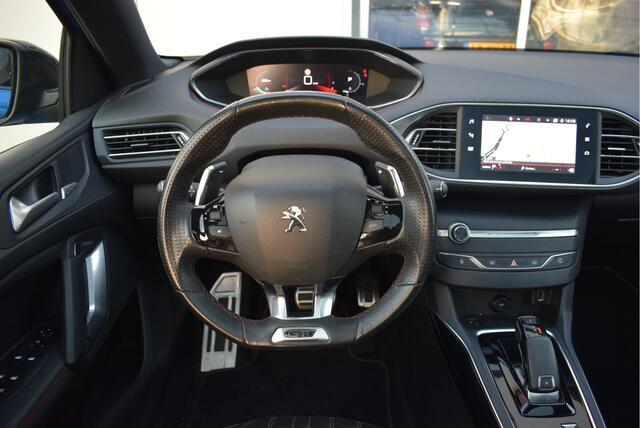 Peugeot 308 1.2 GT 130PK | Black Pack | NL-Auto | Automaat | Panoramadak | Leder