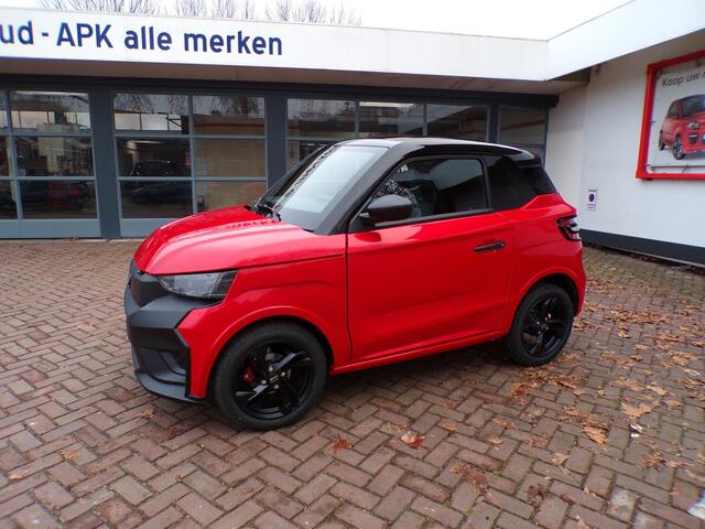 Ligier JS50 Brommobiel Elite Special Edition   Stuurbekr.-15LMV-Lederen bekl./Apple Car play/Android Audio/oplader telefoon