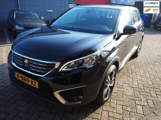 PEUGEOT 5008 1.2 PureTech Active