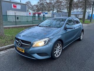 MERCEDES-BENZ A-KLASSE 220CDI Ambition Automaat