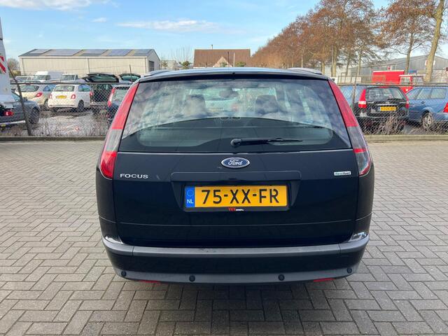 Ford Focus Wagon 1.8-16V Ambiente Flexifuel Luxe opties