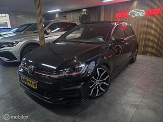 VOLKSWAGEN GOLF 2.0 TSI GTI Performance/ Pano/ Acc/ Virtual