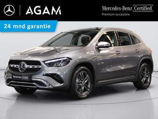 MERCEDES-BENZ GLA-KLASSE 250 e Luxury Line Panorama dak