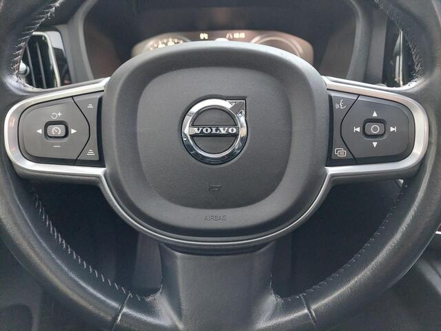 Volvo XC60 2.0 Recharge T6 AWD Panorma Dak Apple carplay Leer Navi Trekhaak Keyless Telefoon Led lampen 18inch Achteruitrij camera