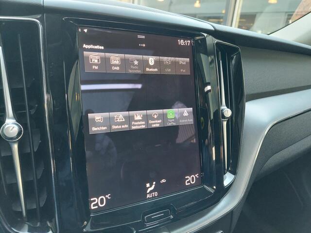 Volvo XC60 2.0 Recharge T6 AWD Panorma Dak Apple carplay Leer Navi Trekhaak Keyless Telefoon Led lampen 18inch Achteruitrij camera
