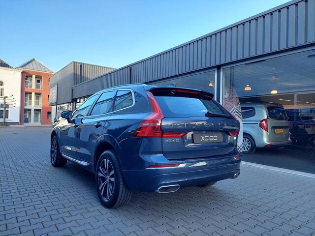 Volvo XC60 2.0 Recharge T6 AWD Panorma Dak Apple carplay Leer Navi Trekhaak Keyless Telefoon Led lampen 18inch Achteruitrij camera
