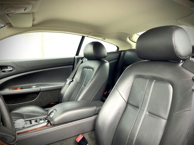 Jaguar XK 5.0 V8 Coup� / FULL SERVICE FILE / XK SPECIALIST
