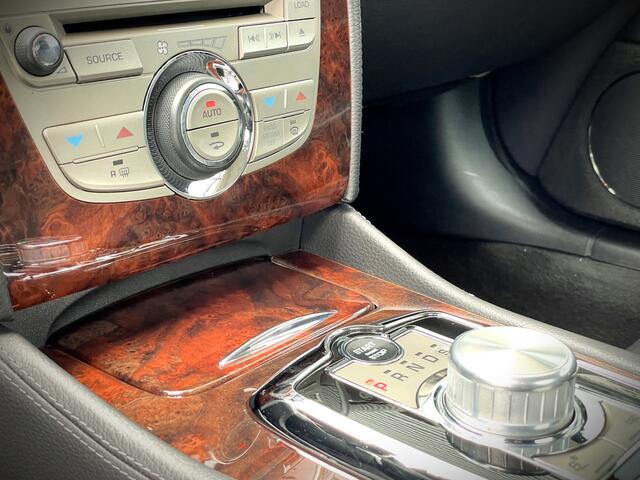Jaguar XK 5.0 V8 Coup� / FULL SERVICE FILE / XK SPECIALIST