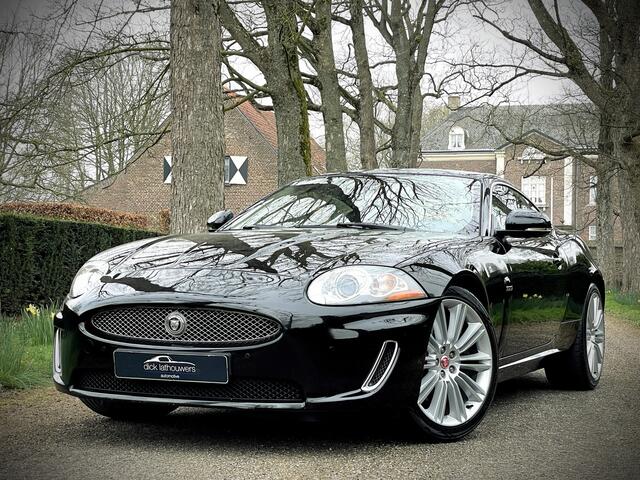 Jaguar XK 5.0 V8 Coup� / FULL SERVICE FILE / XK SPECIALIST